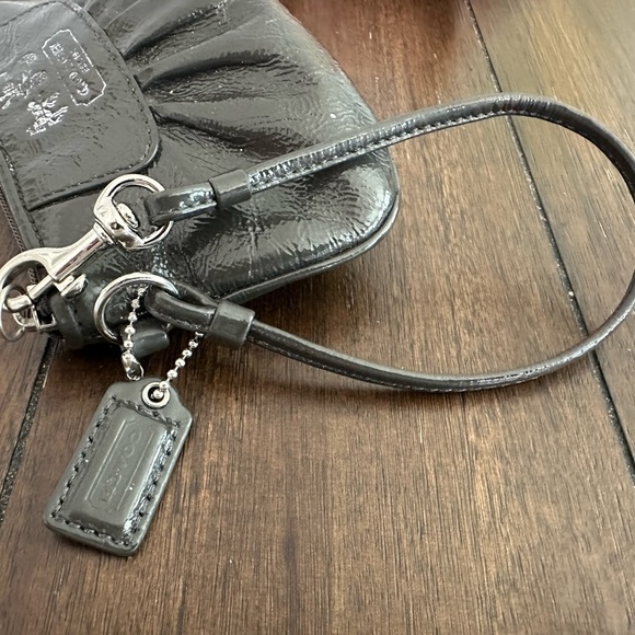 Coach wrislet - Picture 11 of 11